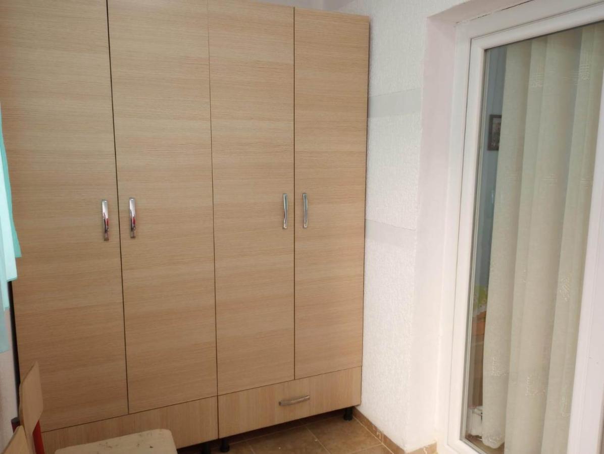 Comfortable Apartment Shengjin Exterior photo